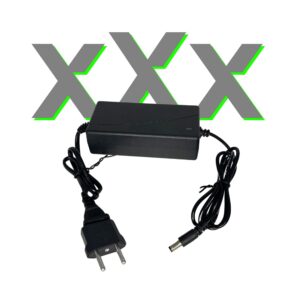 HÁLÓZATI TÖLTŐ – 230V XXX MODELLEKHEZ